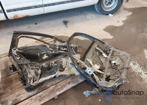 2004 Pontiac Grand Prix Gt1 z USA, uszkodzony, nr VIN 2G2WP522141297473